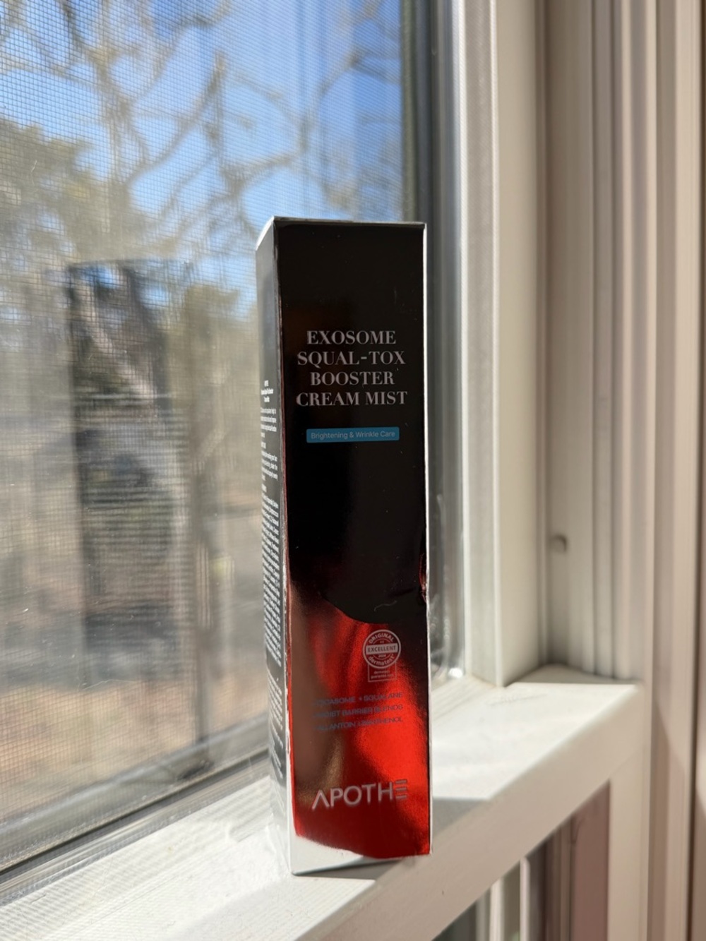 APOTHE Exosome Squal-Tox Booster Cream Mist - Black & Red